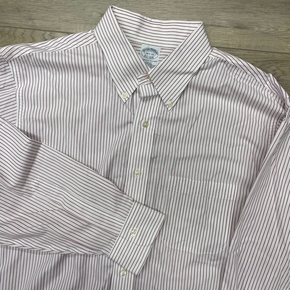 Brooks Brothers Button Down Shirt Mens 16.5 33 Red White Striped Slim Fit Cotton